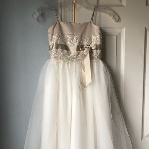 David Bridal’s flower girl tulle dress size 4